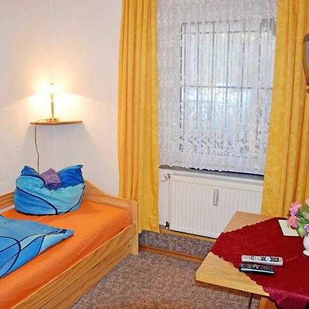 Ferienwohnung/ Ferienzimmer Asche Aschersleben Buitenkant foto